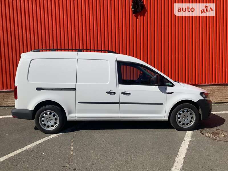 Грузовой фургон Volkswagen Caddy 2016 в Одессе