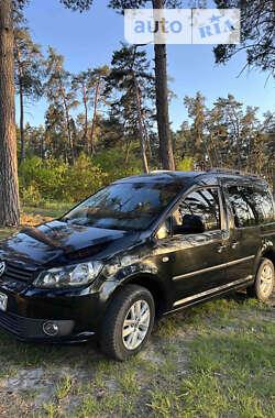 Минивэн Volkswagen Caddy 2013 в Киеве