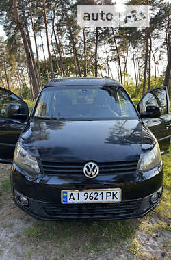 Минивэн Volkswagen Caddy 2013 в Киеве