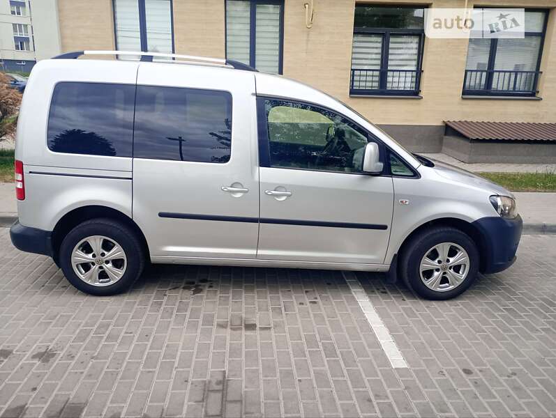 Мінівен Volkswagen Caddy 2011 в Львові