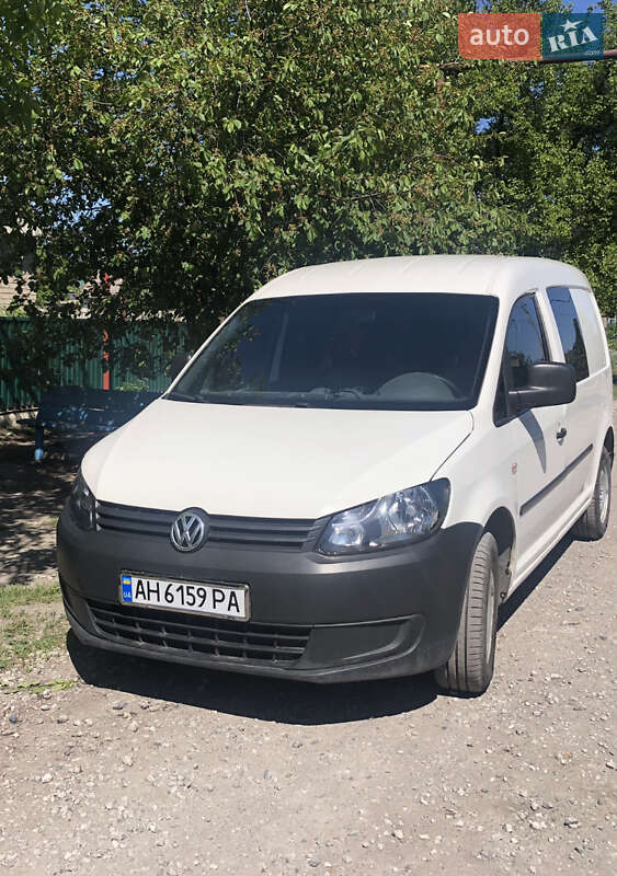 Минивэн Volkswagen Caddy 2011 в Покровске