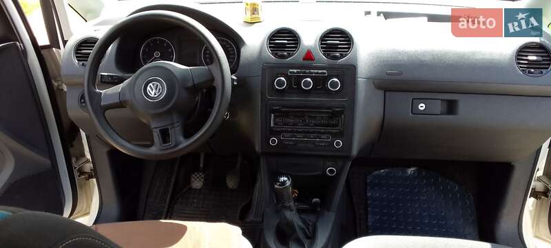 Мінівен Volkswagen Caddy 2013 в Рожнятові