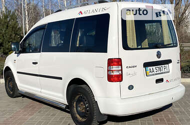 Минивэн Volkswagen Caddy 2011 в 