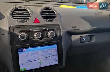 Грузовой фургон Volkswagen Caddy 2010 в 