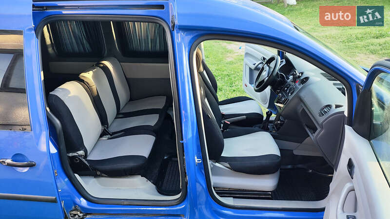 Минивэн Volkswagen Caddy 2006 в Коломые