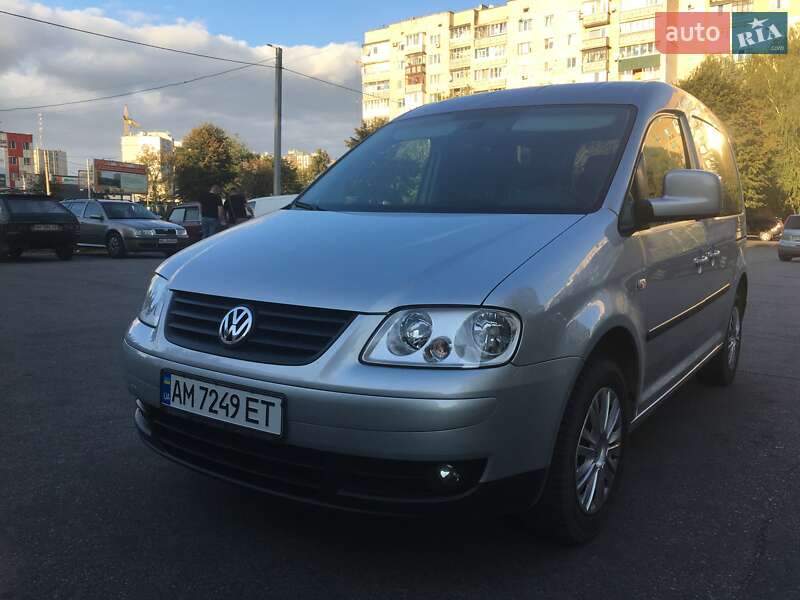 Мінівен Volkswagen Caddy 2010 в Житомирі