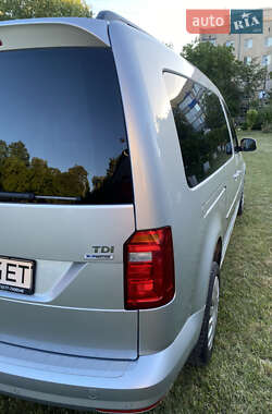 Минивэн Volkswagen Caddy 2015 в Каменец-Подольском