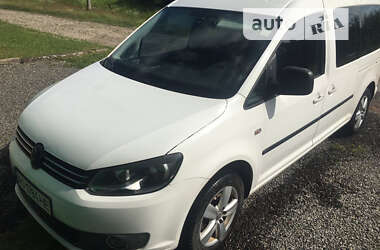 Мінівен Volkswagen Caddy 2010 в Хусті