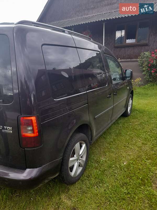 Мінівен Volkswagen Caddy 2012 в Ужгороді