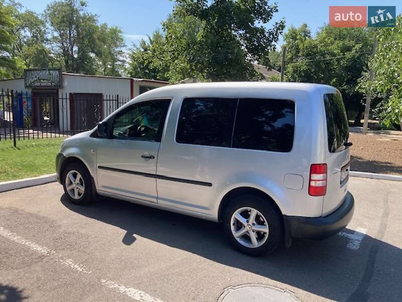 Минивэн Volkswagen Caddy 2013 в Покрове