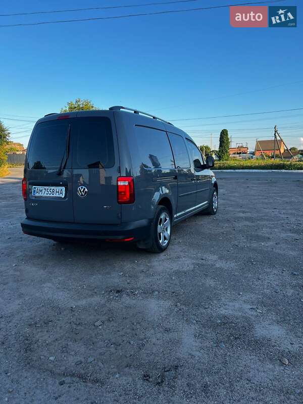 Минивэн Volkswagen Caddy 2016 в Бердичеве