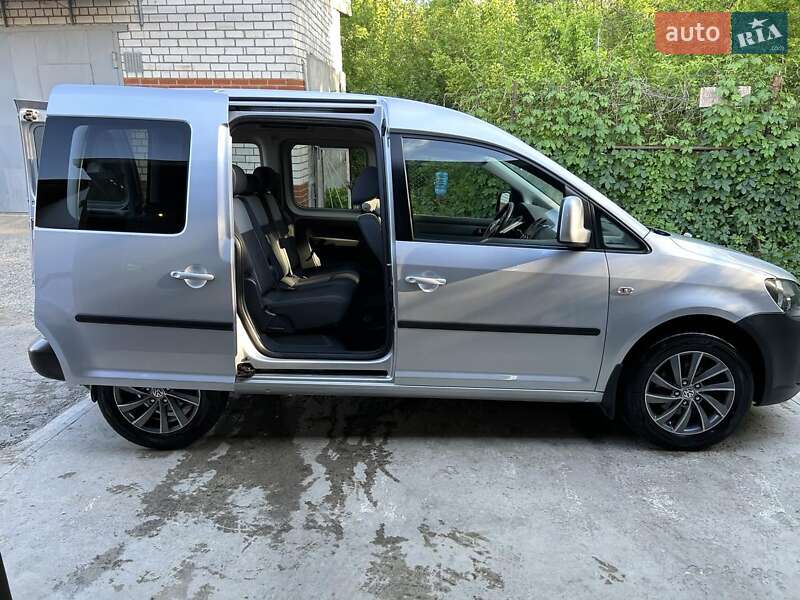 Минивэн Volkswagen Caddy 2011 в Харькове