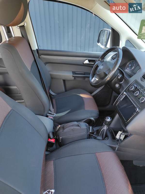 Мінівен Volkswagen Caddy 2014 в Бердичеві