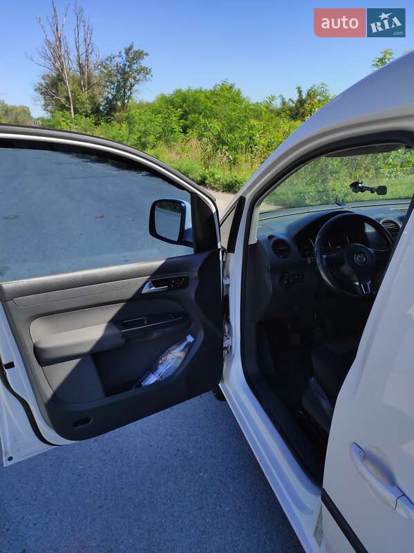 Мінівен Volkswagen Caddy 2014 в Бердичеві