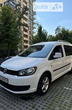 Мінівен Volkswagen Caddy 2014 в Києві