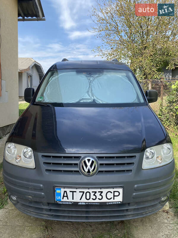 Минивэн Volkswagen Caddy 2008 в Отынии