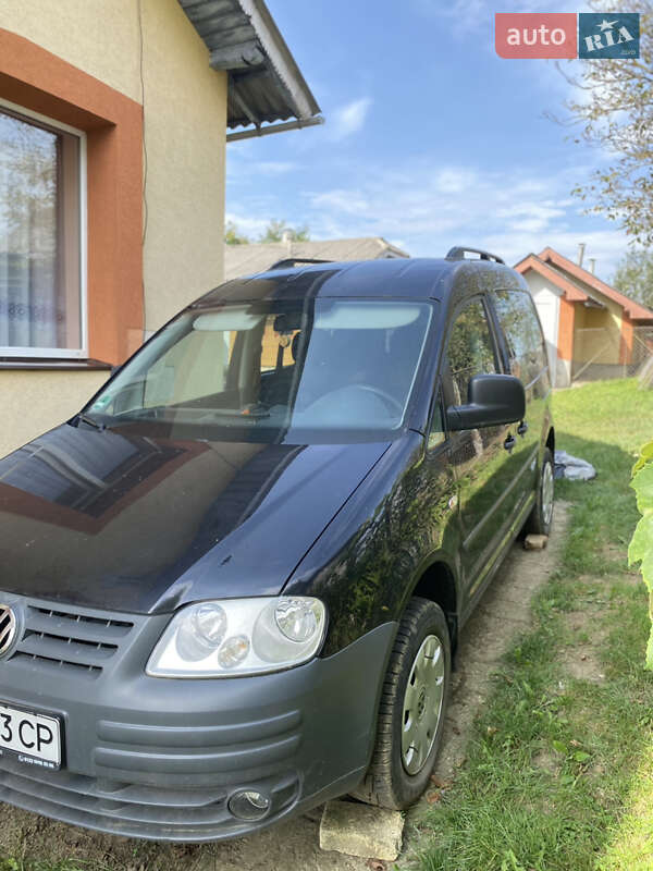 Минивэн Volkswagen Caddy 2008 в Отынии