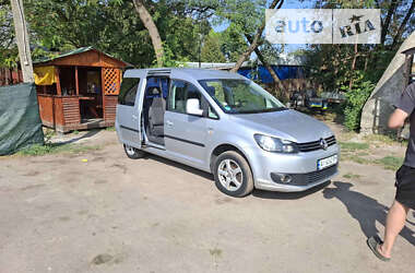 Мінівен Volkswagen Caddy 2015 в Житомирі