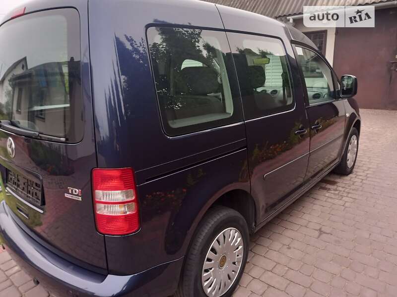 Мінівен Volkswagen Caddy 2012 в Києві