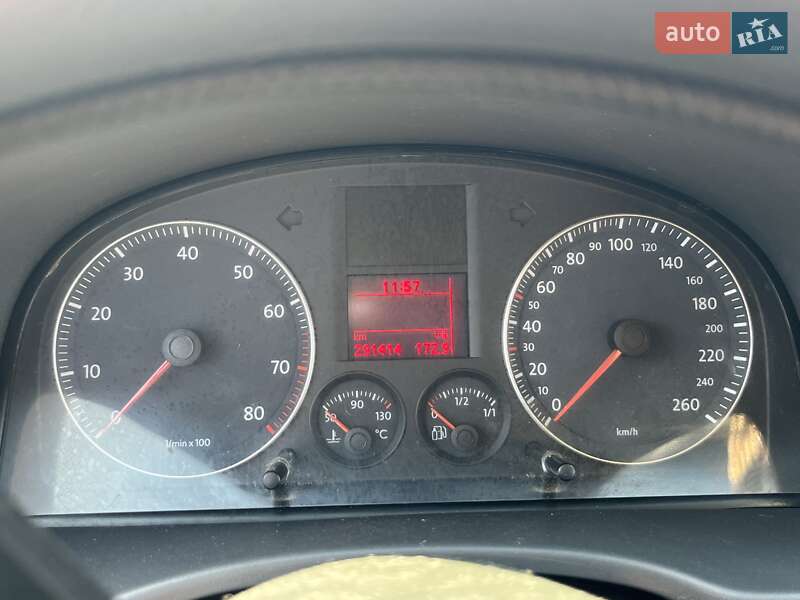 Минивэн Volkswagen Caddy 2006 в Комарному