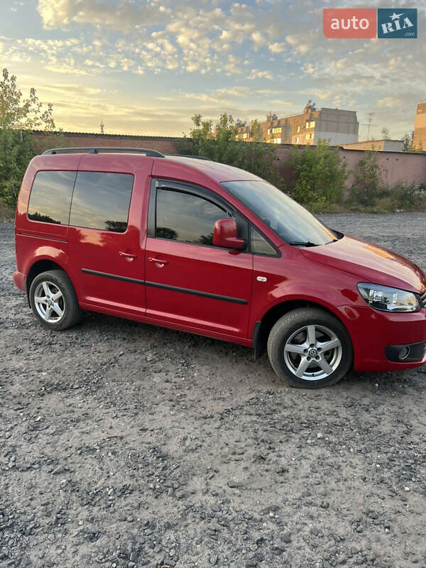 Минивэн Volkswagen Caddy 2011 в Харькове