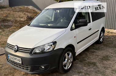 Минивэн Volkswagen Caddy 2010 в Смеле