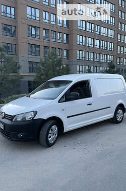 Грузопассажирский фургон Volkswagen Caddy 2011 в Киеве