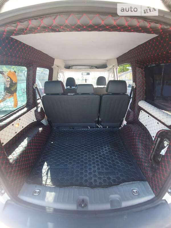 Мінівен Volkswagen Caddy 2005 в Вінниці