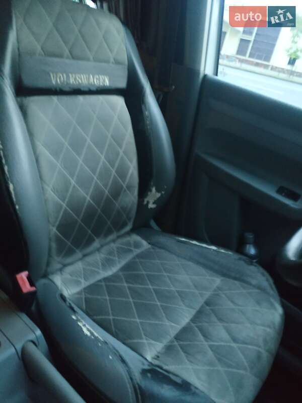 Мінівен Volkswagen Caddy 2010 в Києві