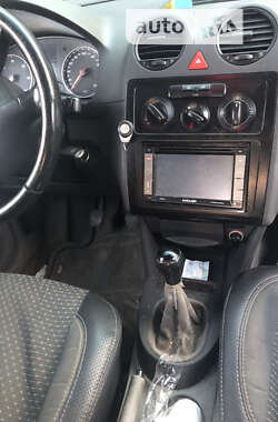 Минивэн Volkswagen Caddy 2005 в 