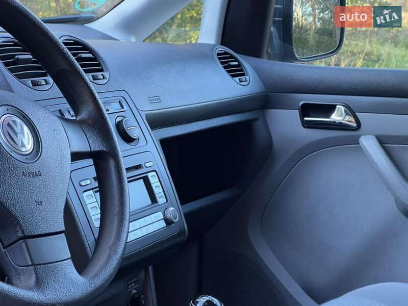 Минивэн Volkswagen Caddy 2008 в Дрогобыче