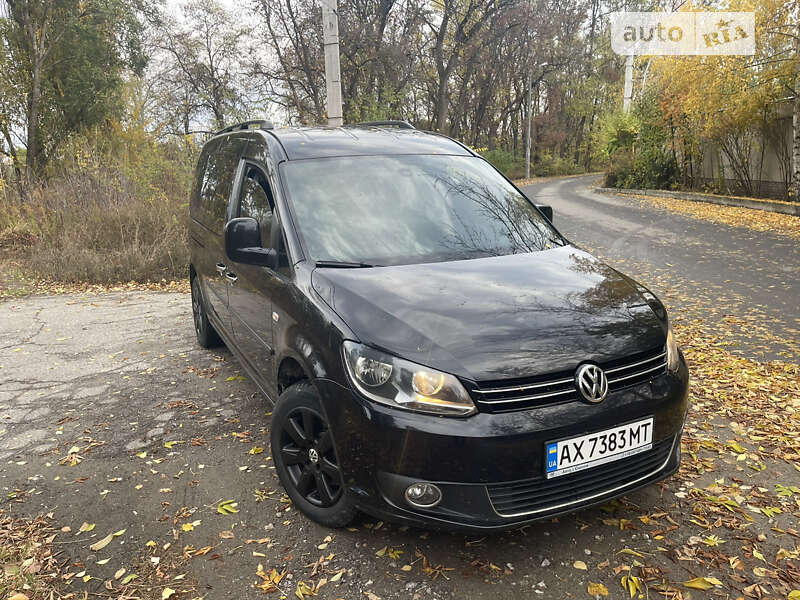 Мінівен Volkswagen Caddy 2012 в Харкові