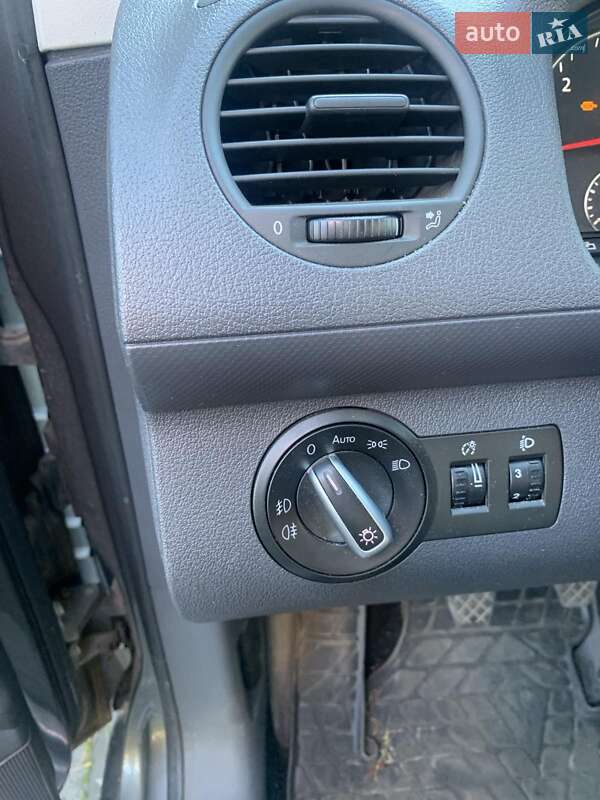 Мінівен Volkswagen Caddy 2012 в Львові