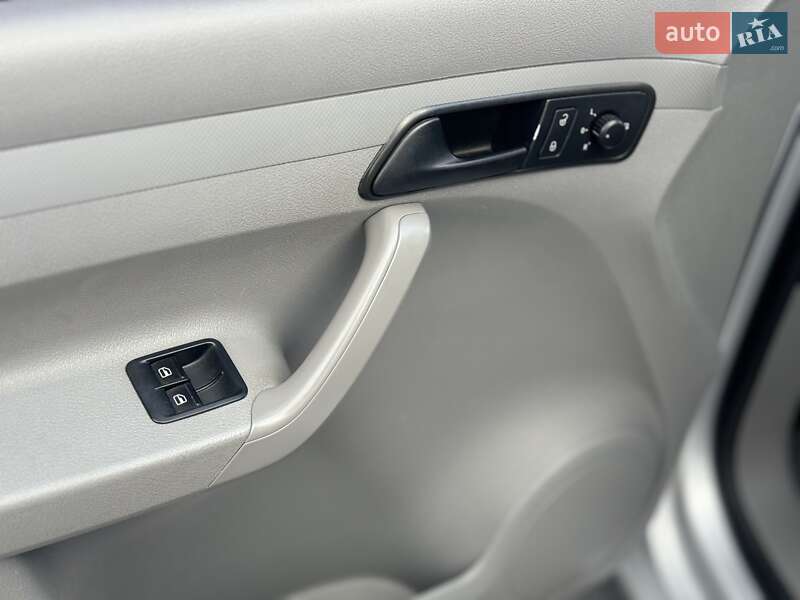 Мінівен Volkswagen Caddy 2007 в Шепетівці фото 16 Мінівен Volkswagen Caddy 2007 в Шепетівці