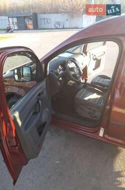 Минивэн Volkswagen Caddy 2011 в Ракитном