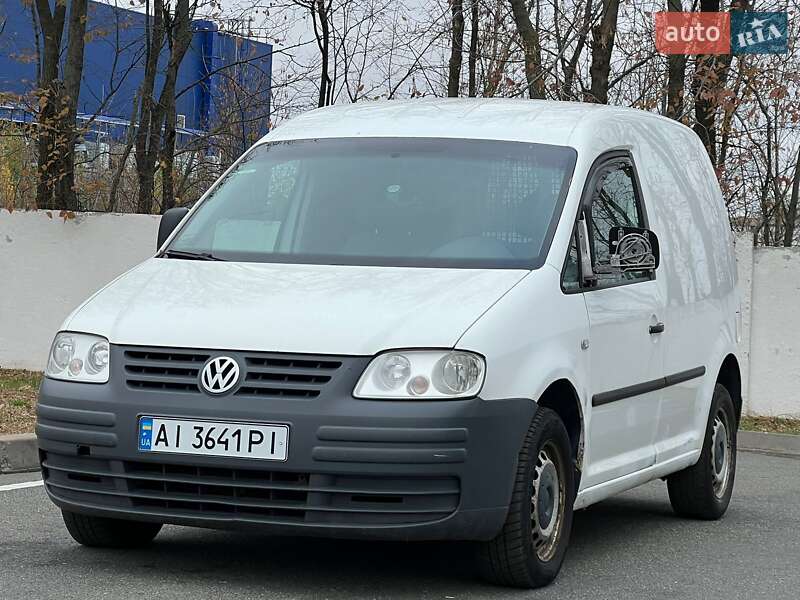 Грузопассажирский фургон Volkswagen Caddy 2005 в Киеве