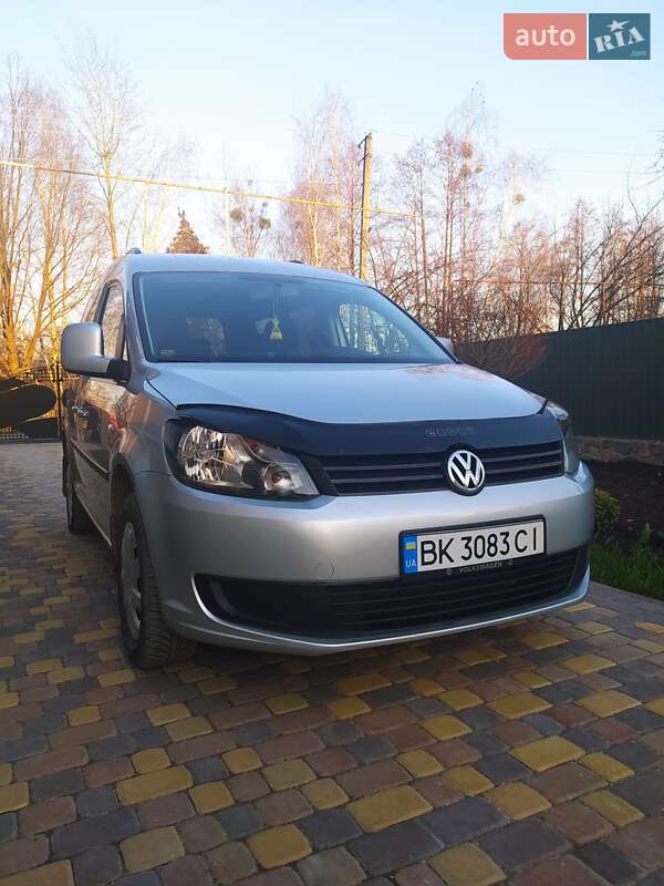 Volkswagen Caddy 2011