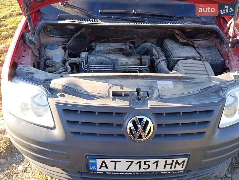 Минивэн Volkswagen Caddy 2006 в Верховине