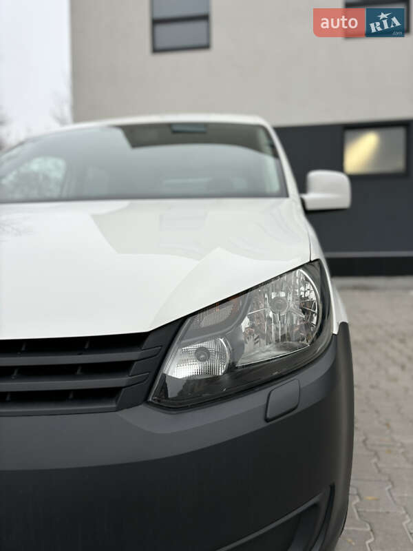 Минивэн Volkswagen Caddy 2014 в Хмельницком