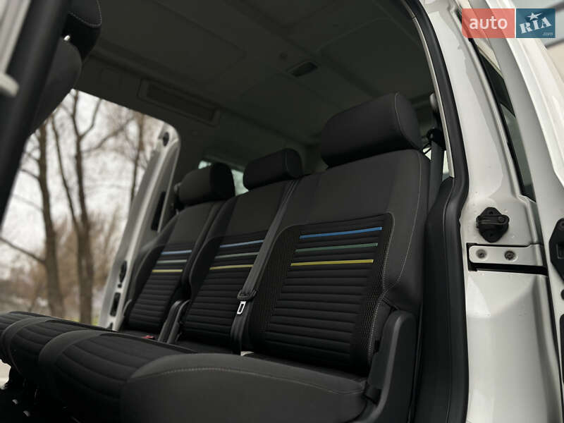 Минивэн Volkswagen Caddy 2014 в Хмельницком