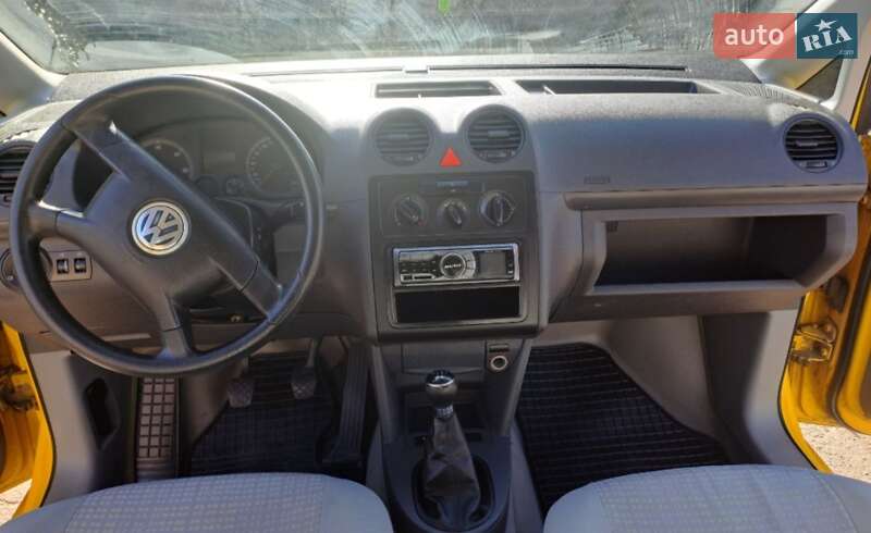 Минивэн Volkswagen Caddy 2005 в Староконстантинове