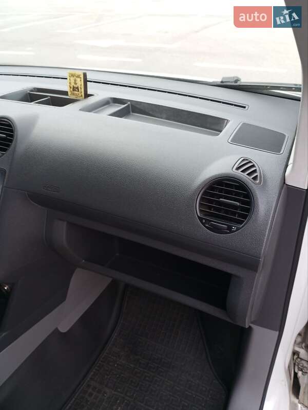 Минивэн Volkswagen Caddy 2007 в Запорожье