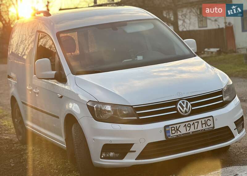 Грузовой фургон Volkswagen Caddy 2018 в Виннице