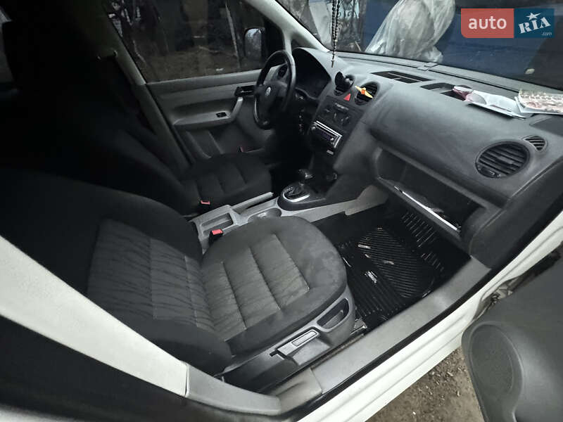 Минивэн Volkswagen Caddy 2008 в Звягеле фото 21 Минивэн Volkswagen Caddy 2008 в Звягеле