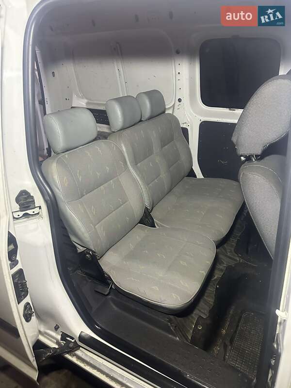 Минивэн Volkswagen Caddy 2012 в Буче фото 10 Минивэн Volkswagen Caddy 2012 в Буче