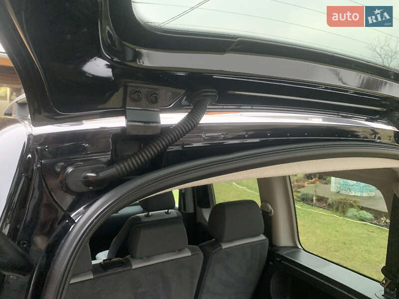 Мінівен Volkswagen Caddy 2013 в Івано-Франківську