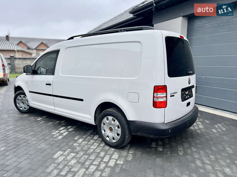 Грузовой фургон Volkswagen Caddy 2014 в Ровно