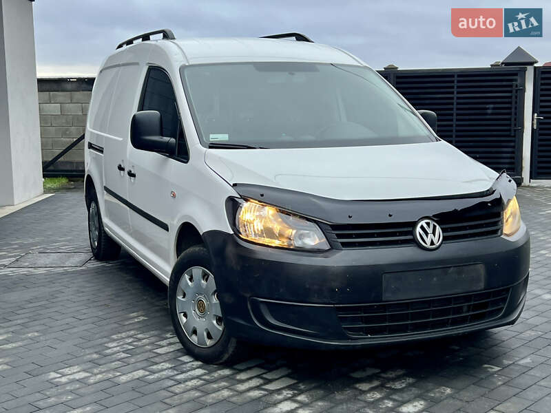Грузовой фургон Volkswagen Caddy 2014 в Ровно