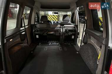 Минивэн Volkswagen Caddy 2011 в 