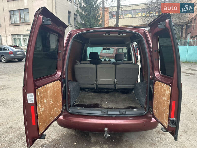 Минивэн Volkswagen Caddy 2011 в Мукачево